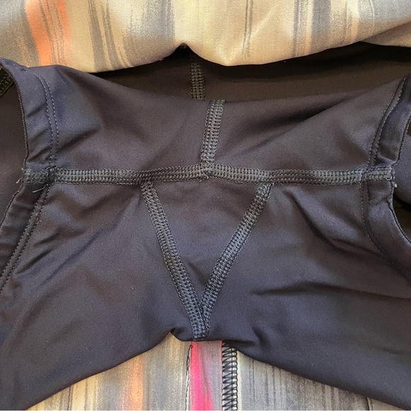 Lululemon Pace Setter Skirt, Mirage Indigo - size 8 regular - Picture 7 of 8